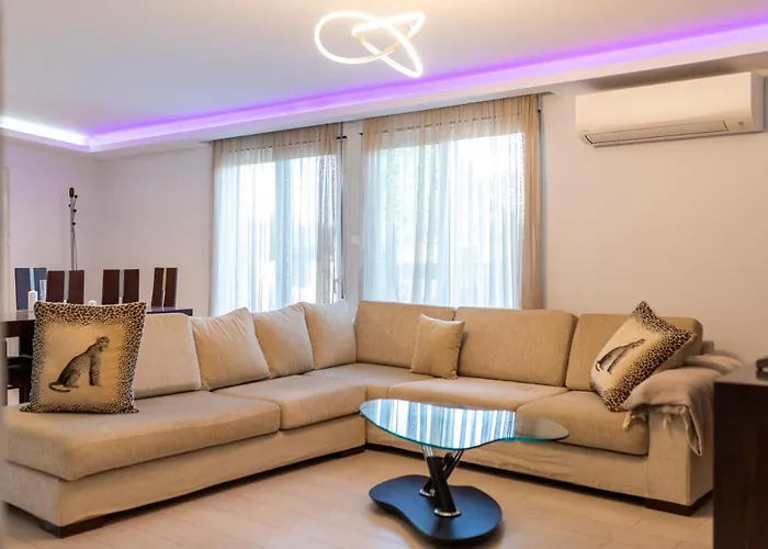 Home Cino Alexandroupolis